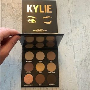 Kylie Cosmetics Makeup - Kylie Cosmetics Sorta Sweet Palette Kylie Cosmetics Makeup - Kylie Cosmetics Sorta Sweet Palette